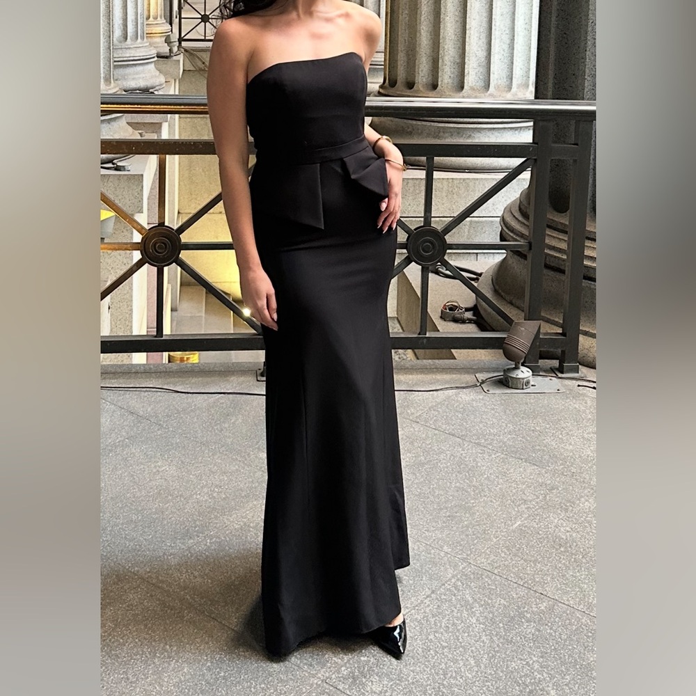 Elegant Black Evening Gown